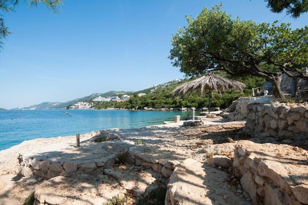 Beautiful Fully Renovated Apartment By The Sea, Large Balcony With Enchanting Views Neum Exterior foto